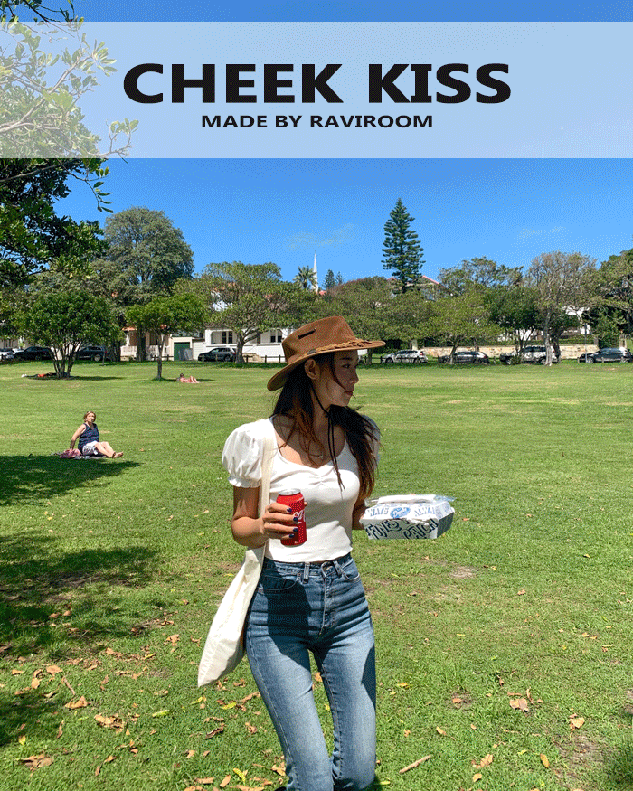 [CHEEK KISS] 라비 퍼프 크롭 티셔츠